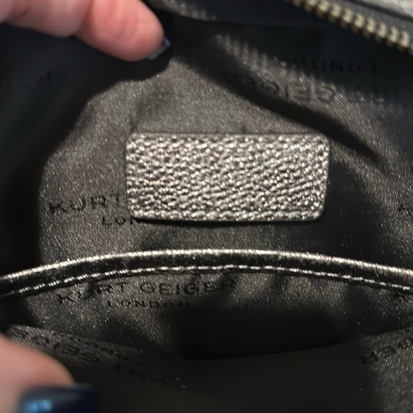 Kurt Geiger, Kensington Crossbody Bag in Gunmetal Metallic Gray - Picture 2 of 13